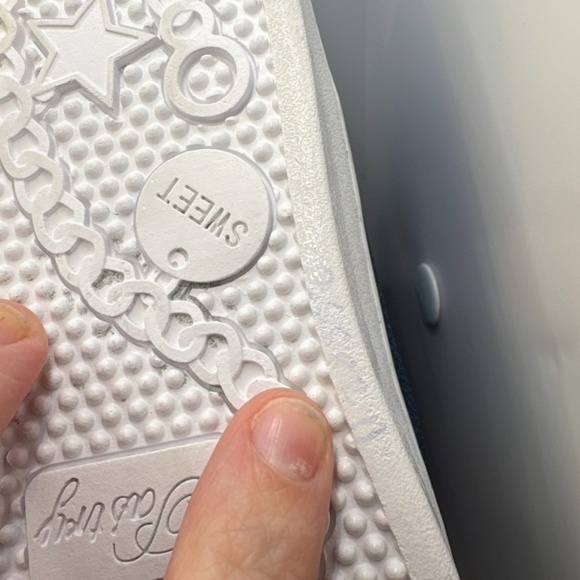 Pastry Glam Pop Tart shoes, women's size 5, blue - Picture 12 of 16